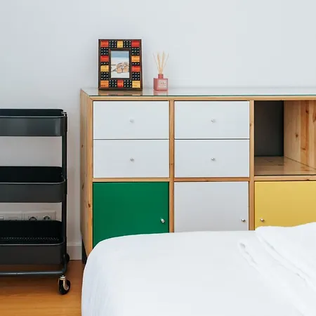 - Martim Moniz And Garage Апартаменти *