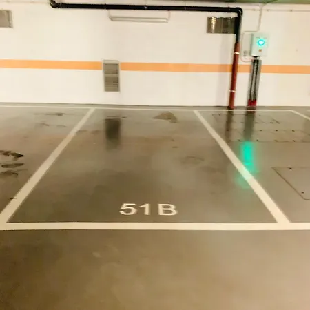 - Martim Moniz And Garage Апартаменти