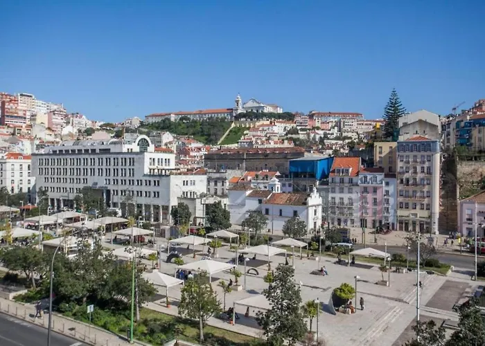 - Martim Moniz And Garage Apartment Lisbon