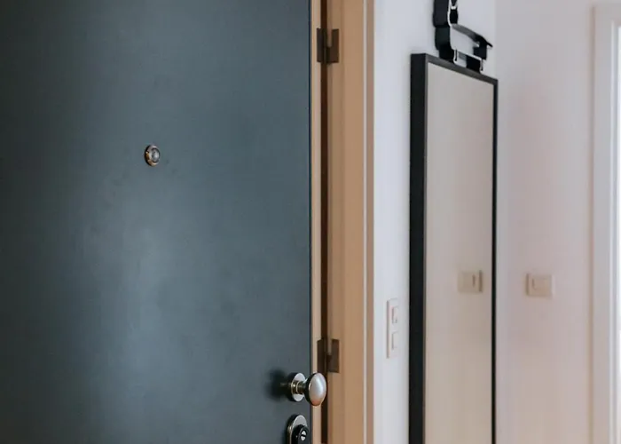 - Martim Moniz And Garage Apartment