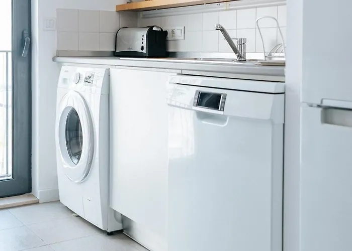 Apartment - Martim Moniz And Garage *