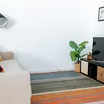 Апартаменты - Martim Moniz And Garage