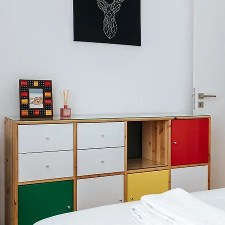 - Martim Moniz And Garage Apartament